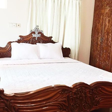 Maya Service Apt Guest House Дакка Екстер'єр фото
